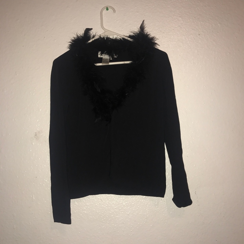 Outer - Picture 2 of 6